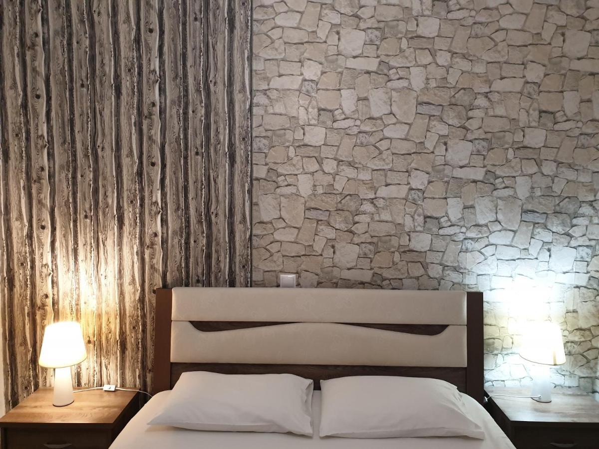 Iro Apartment Néa Péramos Bagian luar foto