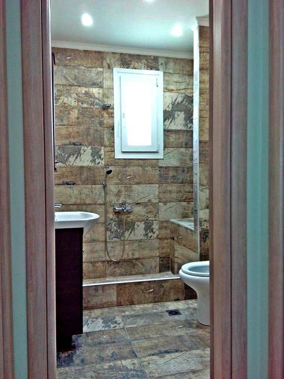 Iro Apartment Néa Péramos Bagian luar foto